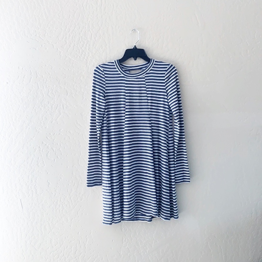 BCBGeneratiom Striped Soft cozy Lightweight Dress